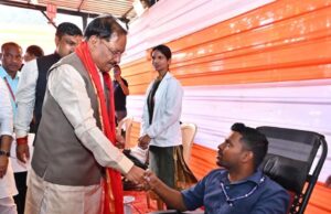 जन्मदिन पर सेवा का संदेश: मुख्यमंत्री श्री साय ने जन्मदिन पर रक्तदान शिविर का किया शुभारंभ